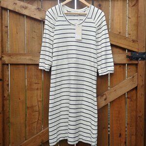 NEW WITH TAGS Cream 100% organic cotton striped dress Large terrycloth f…